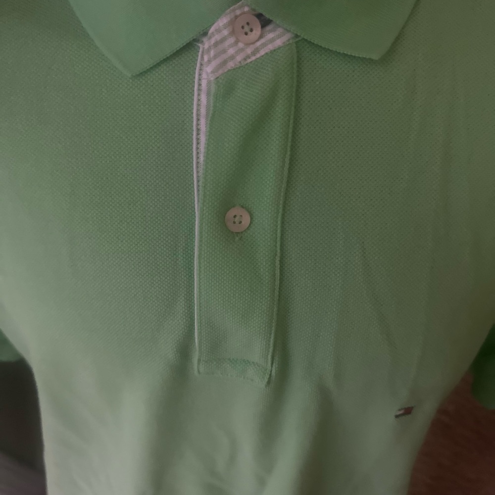 Men’s used size.XL Tommy Hilfiger lime green polo shirt - Picture 3 of 4